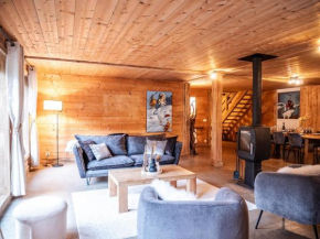 Demi-Chalet en plein coeur de Chamonix - Gabi